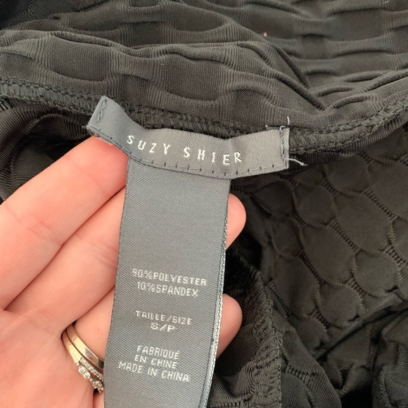 Black Textured Leggings - Picture 4 of 4